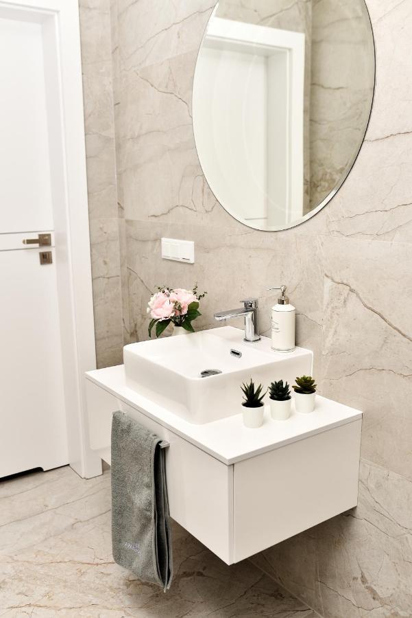 VIP Apartament number 10 Lublin Bagian luar foto